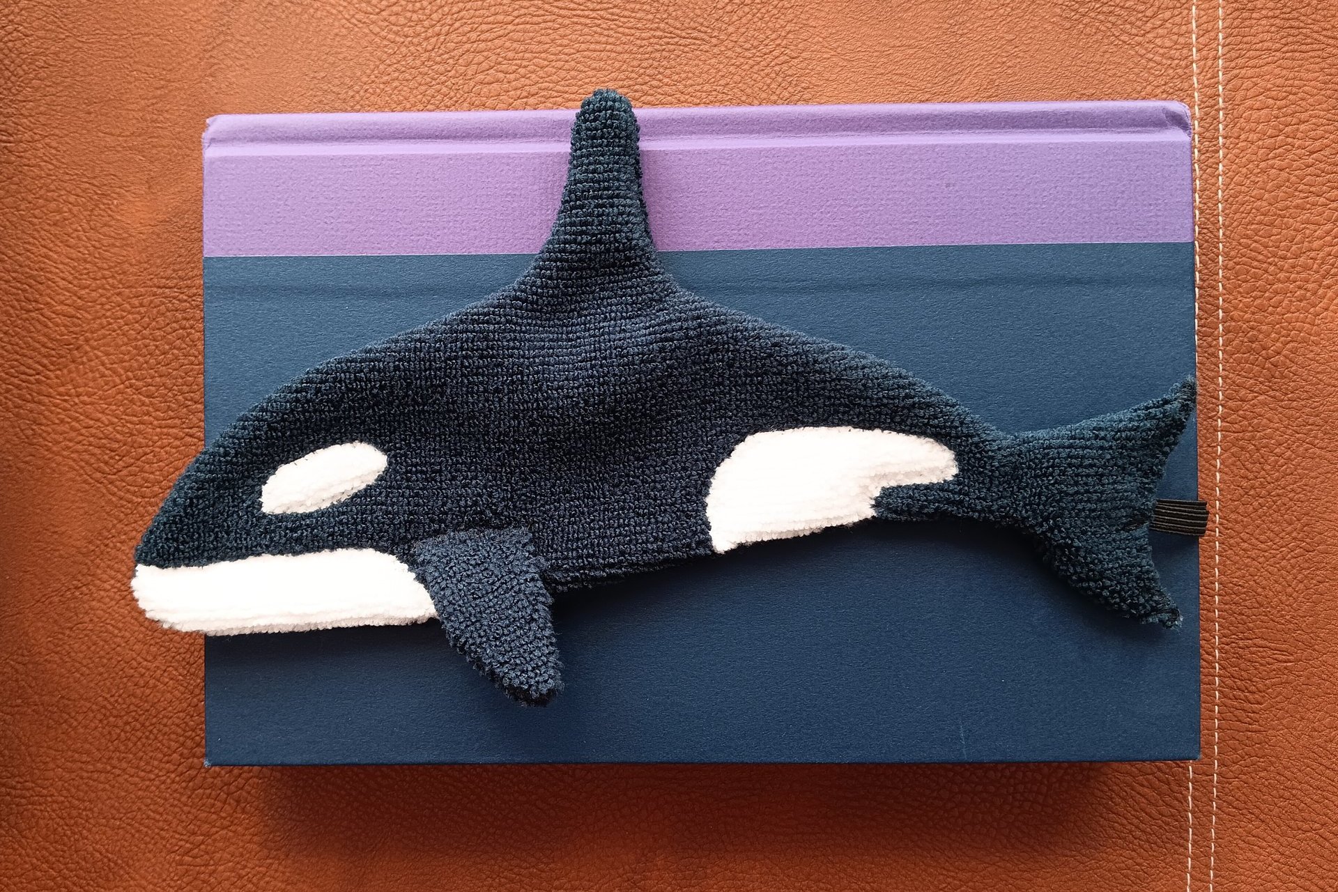 Smudge Fish: Killer Whale Microfiber Covert Cleaning Cloth