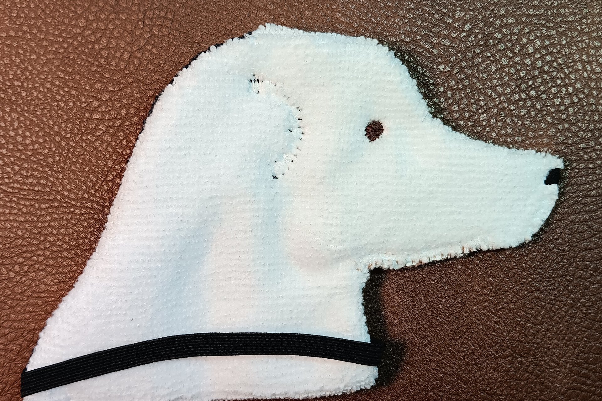 The back of the Smudge Dog is a solid color.