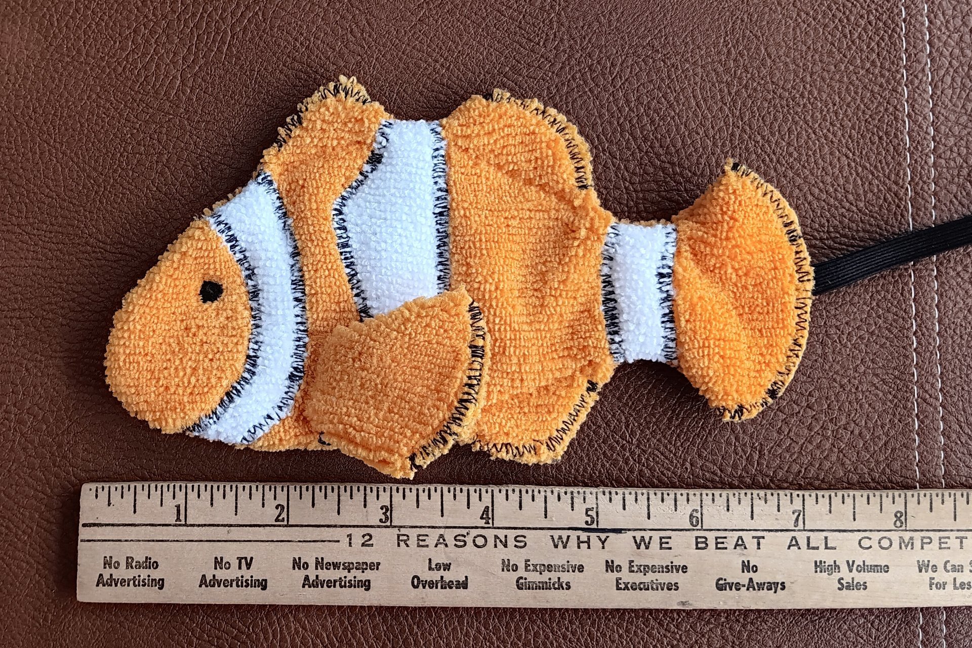 Smudge Fish: Clownfish Microfiber Covert Cleaning Cloth