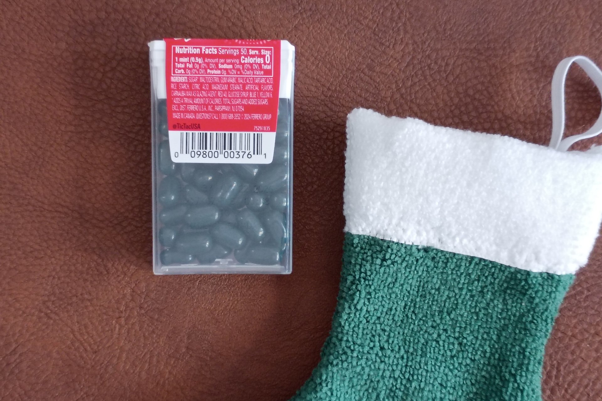 Smudge Stocking Microfiber Covert Cleaning Cloth and Gift Card Holder