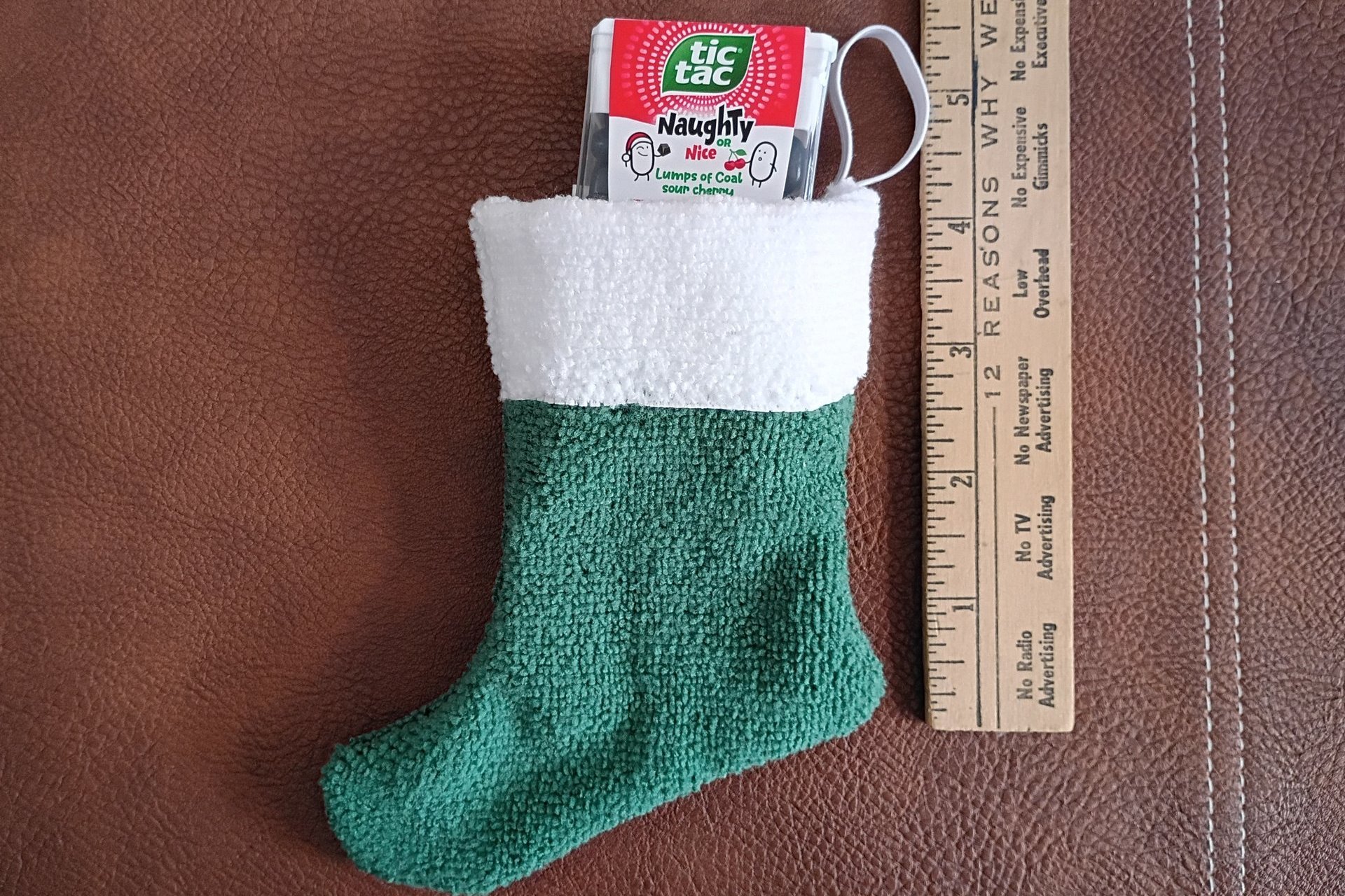 Smudge Stocking Microfiber Covert Cleaning Cloth and Gift Card Holder