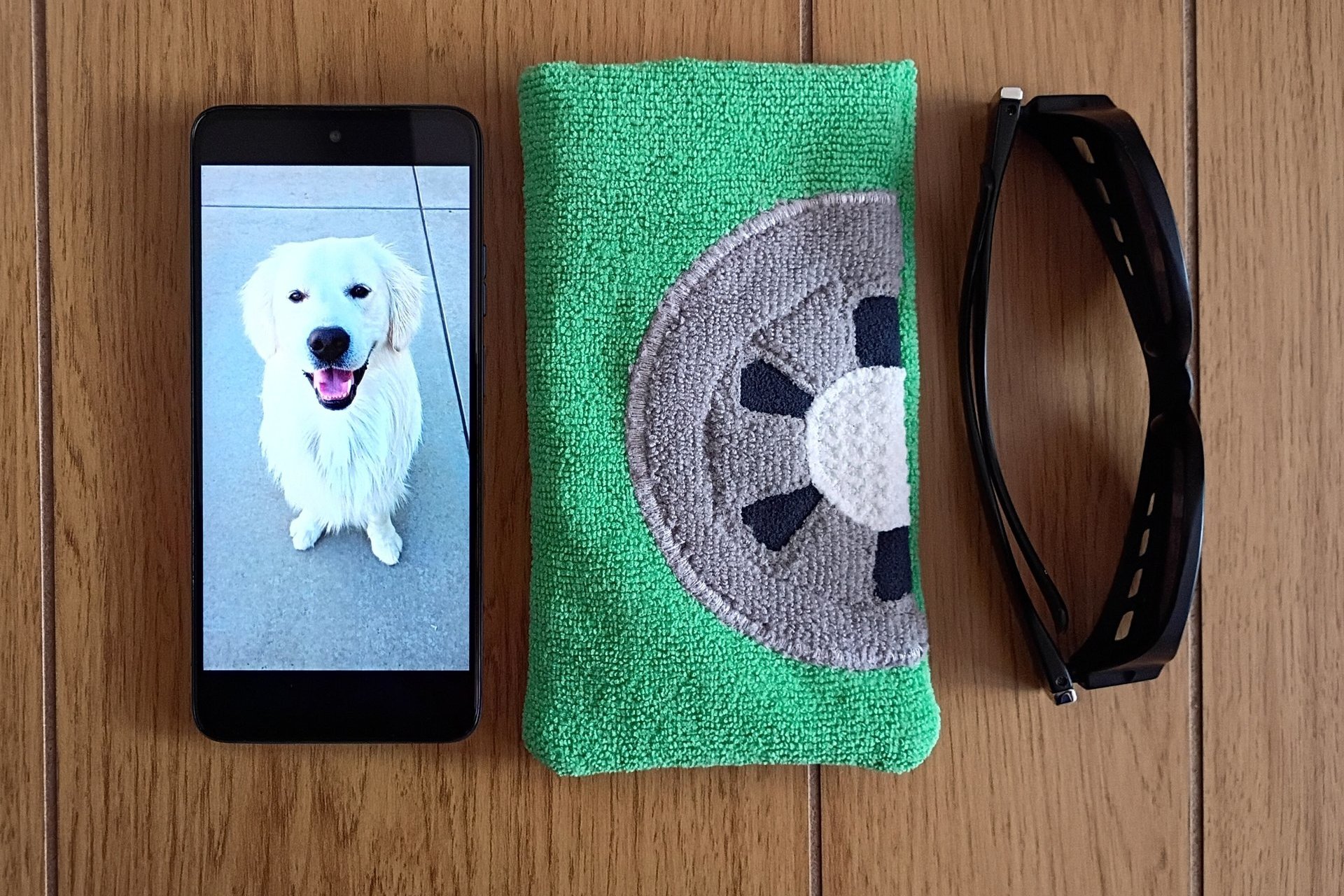 Baseball Themed Microfiber Glasses/Cellphone Case, Cleaner and Case in One!